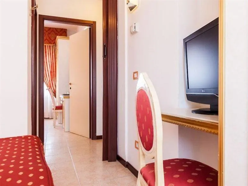 ***  Hotel King Rimini İtalya
